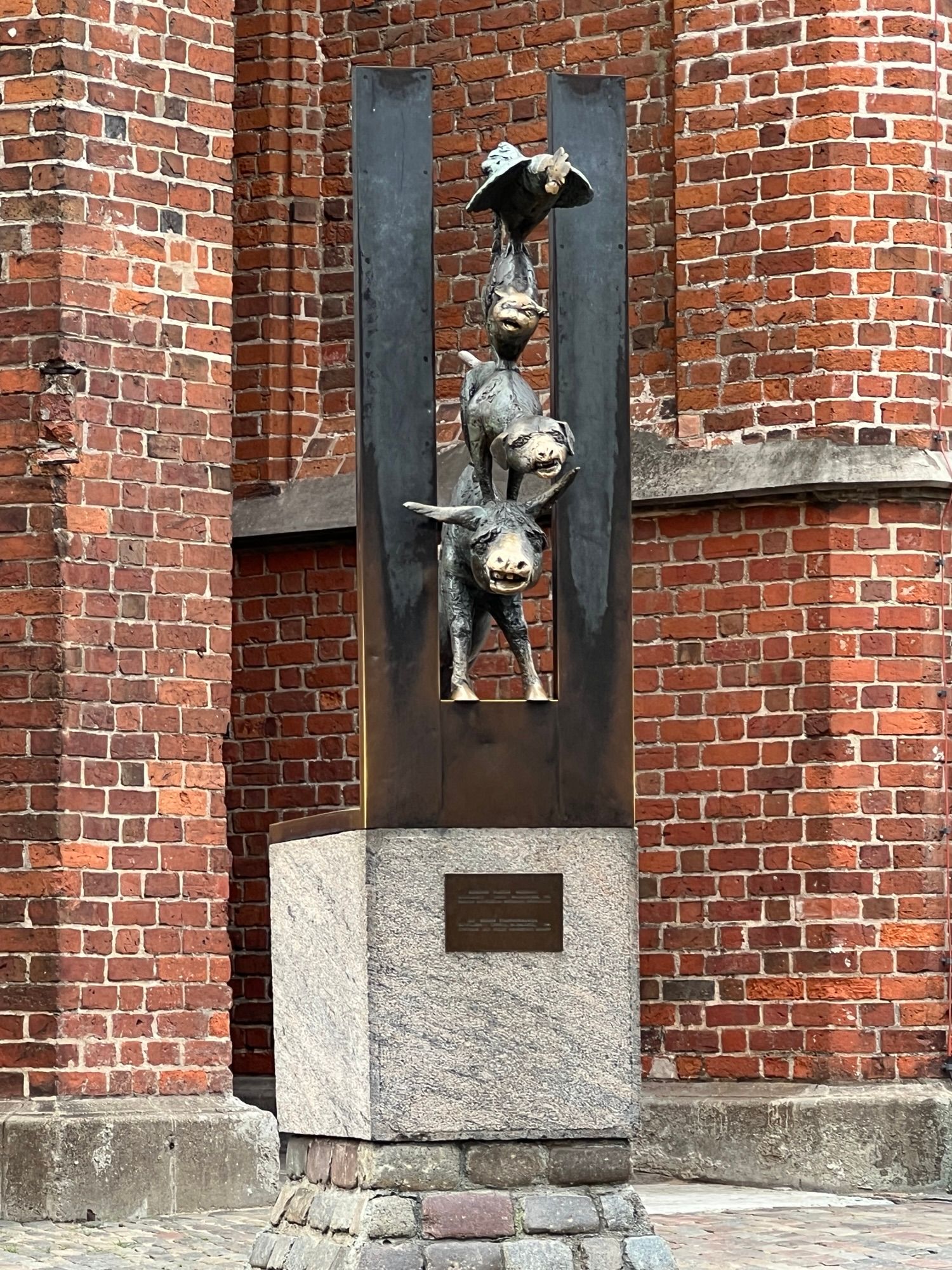 Reisebrev fra Riga Dag 3 – brostein, brus og brødre Grimm